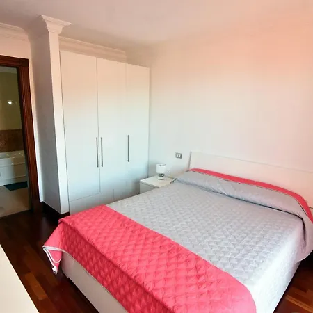 別荘 Casa Con Jardin Y Piscina , Costa Adeje , Tenerife アデヘ