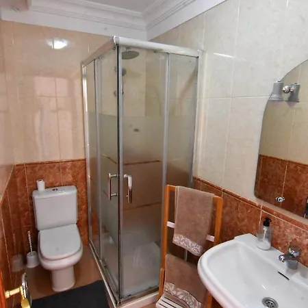 Casa Con Jardin Y Piscina , Costa Adeje , Tenerife 別荘