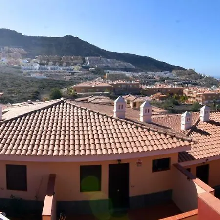 別荘 Casa Con Jardin Y Piscina , Costa Adeje , Tenerife アデヘ